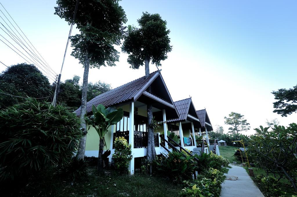 Phi Phi Chang Grand Resort Exterior photo